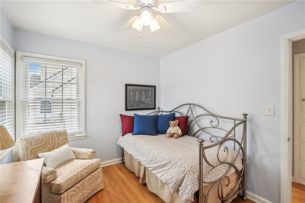 5211 Cedar Street — photo 14