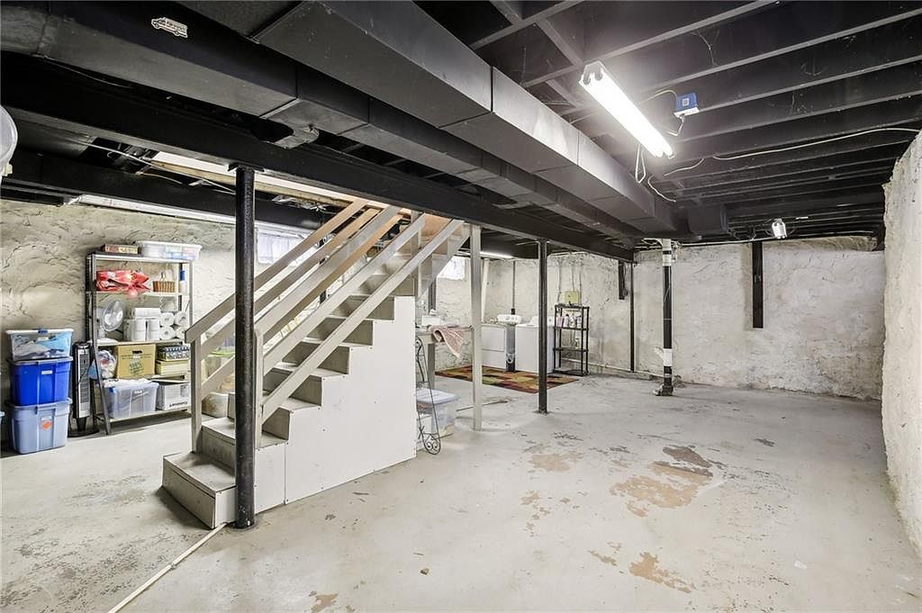 5211 Cedar Street — photo 16