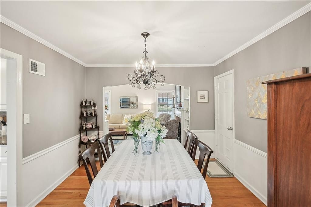5211 Cedar Street — photo 24