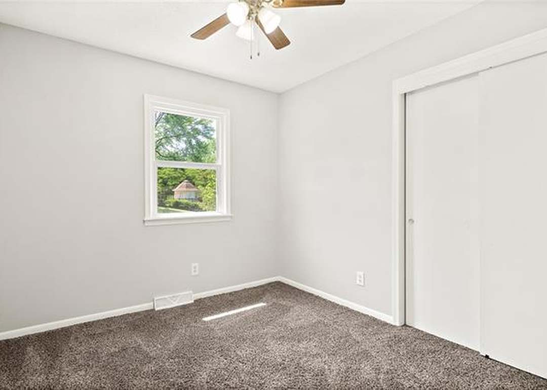5223 FARLEY Lane — photo 24