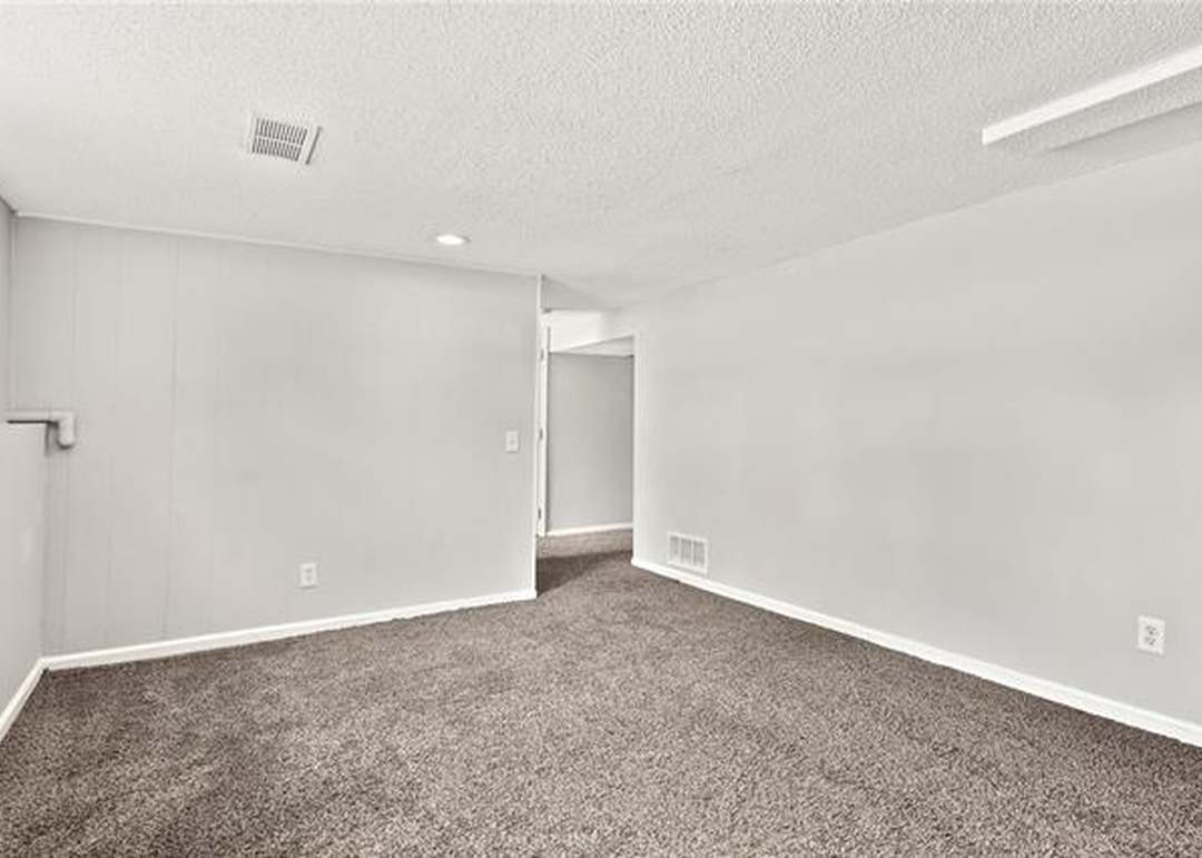 5223 FARLEY Lane — photo 29