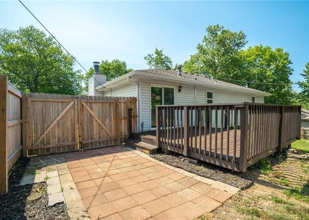 5223 FARLEY Lane — photo 33