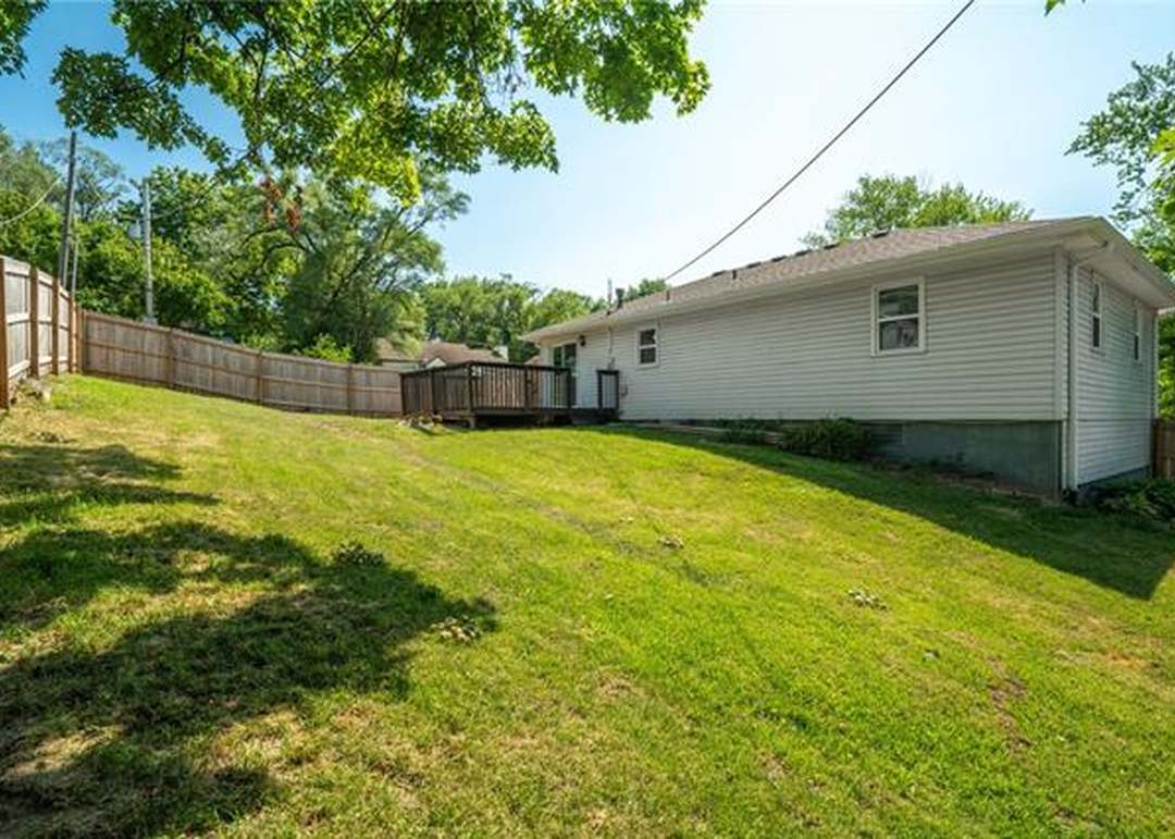 5223 FARLEY Lane — photo 35