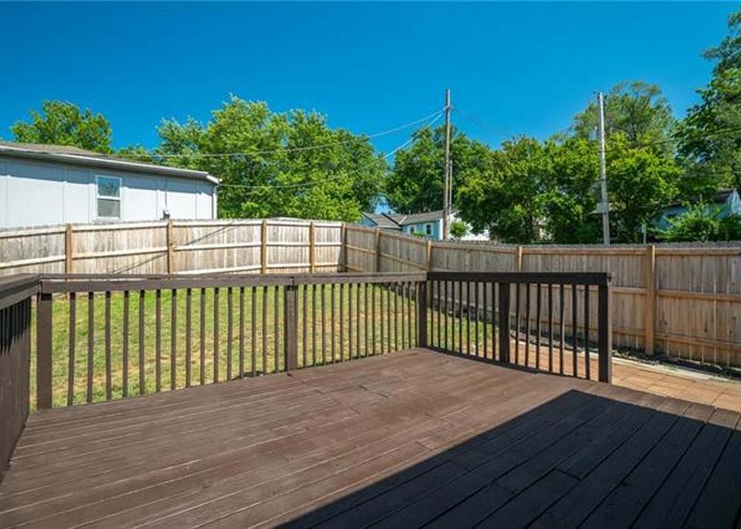 5223 FARLEY Lane — photo 36