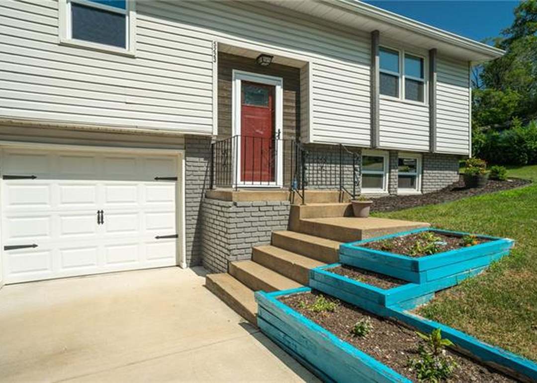 5223 FARLEY Lane — photo 43