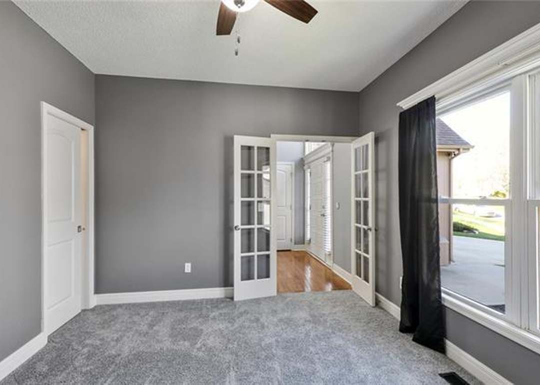 5249 Gleason Road — photo 10