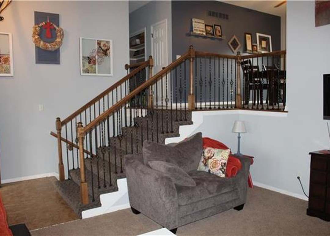 525 W Elizabeth Street — photo 8