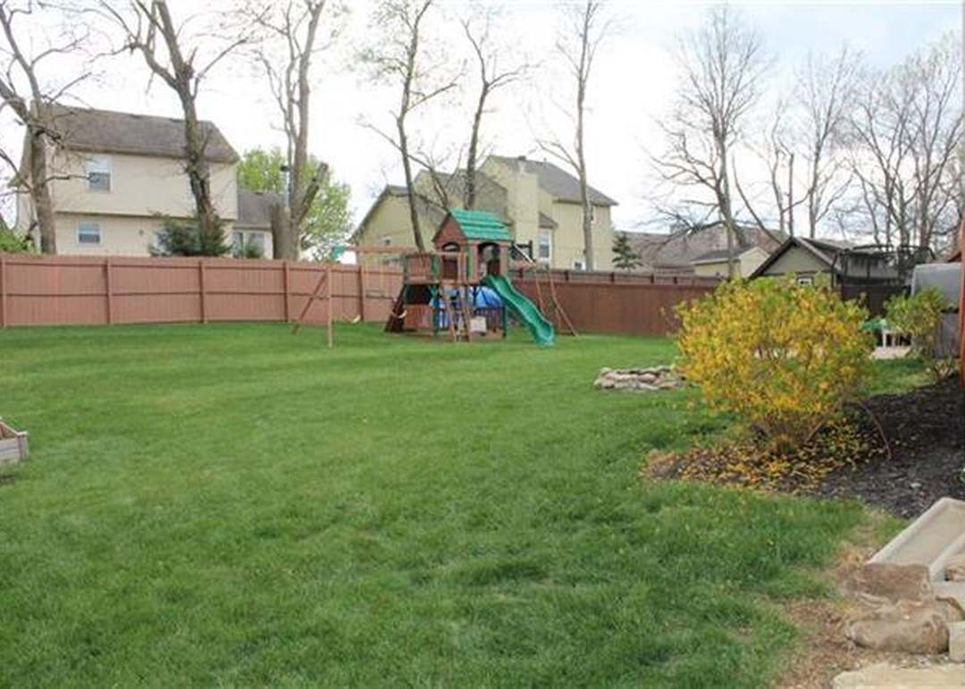525 W Elizabeth Street — photo 19