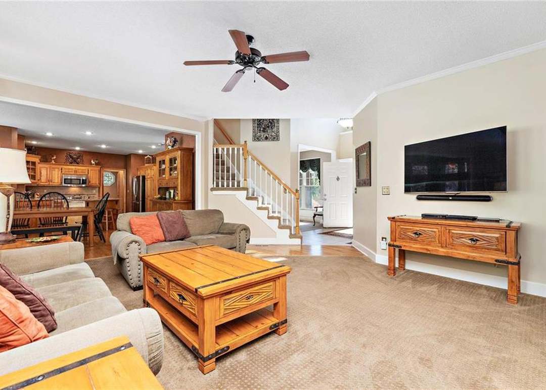 5301 Alden Street — photo 17