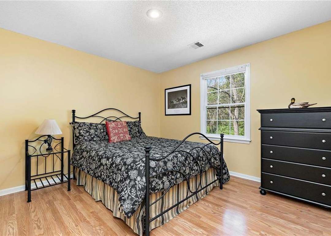 5301 Alden Street — photo 33