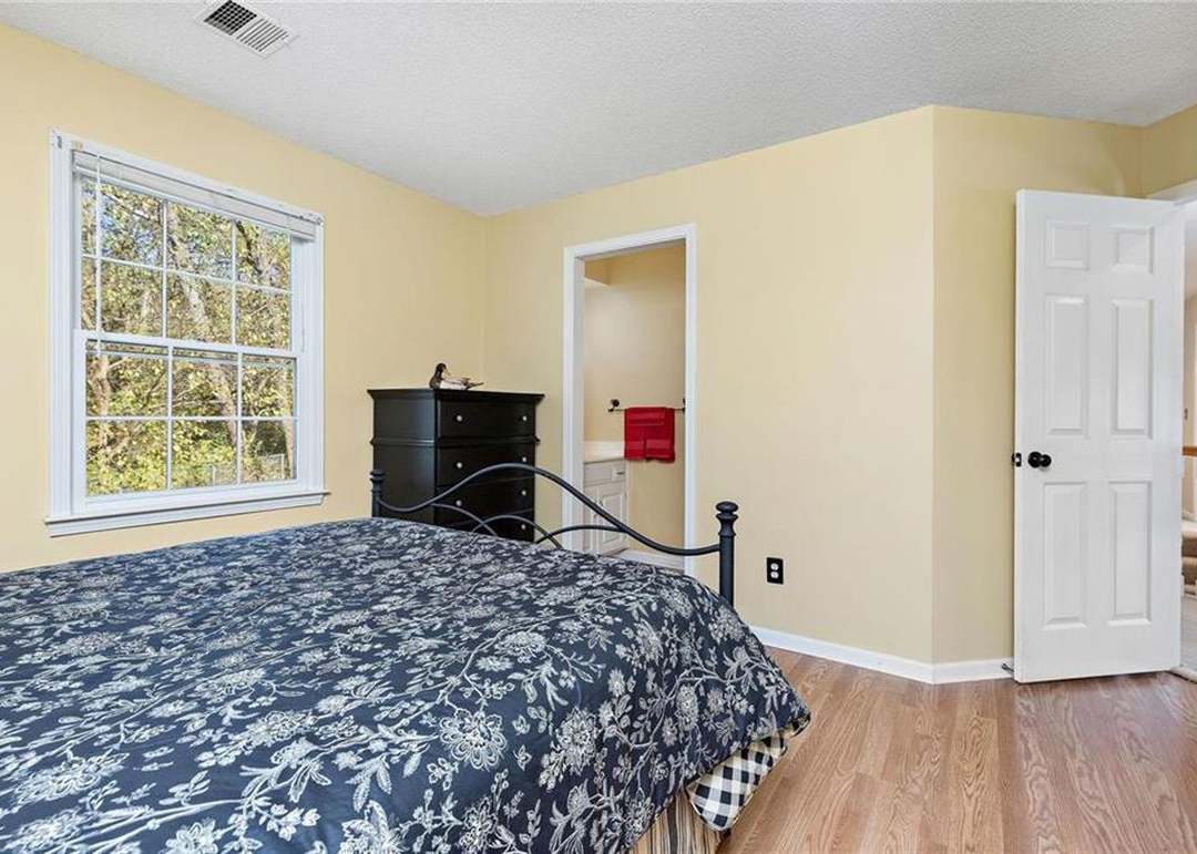 5301 Alden Street — photo 34