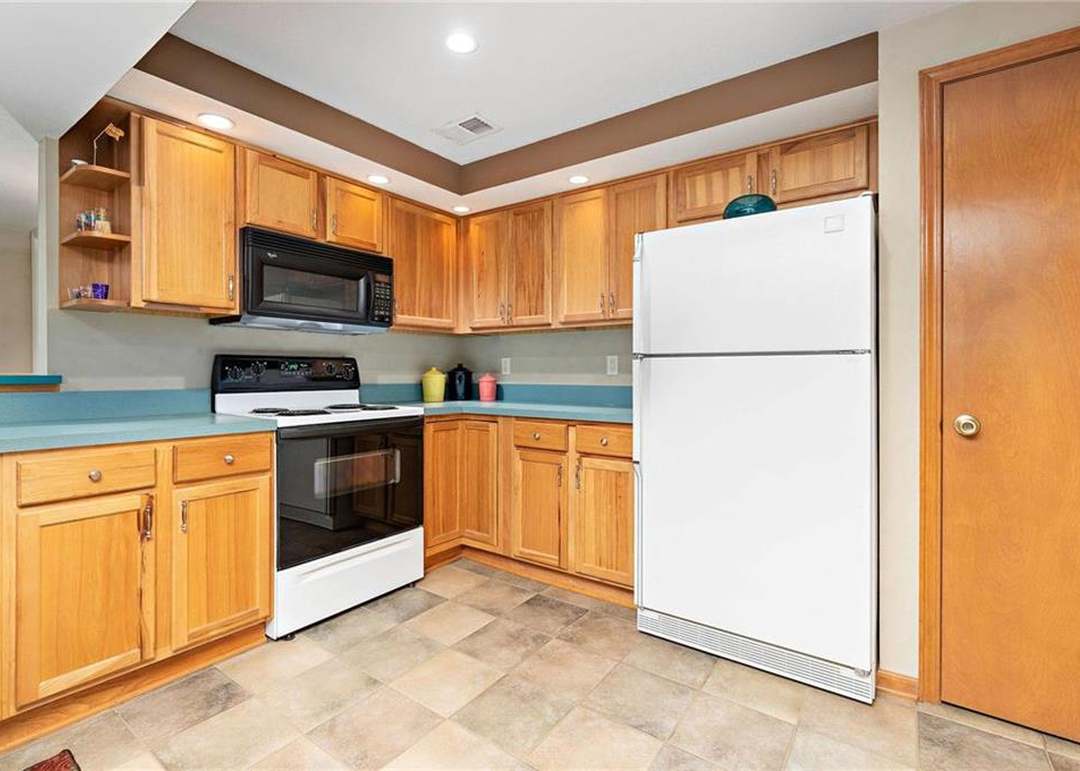 5301 Alden Street — photo 48