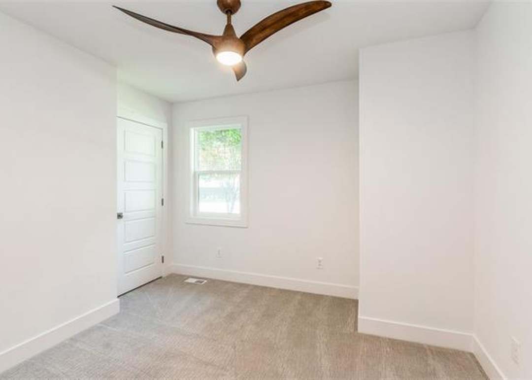 5311 W 66 Terrace W — photo 5
