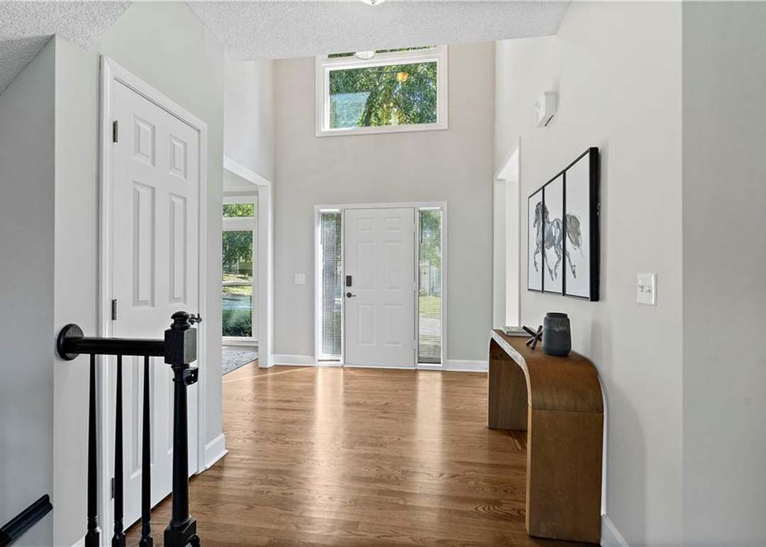 5314 Hallet Street — photo 10