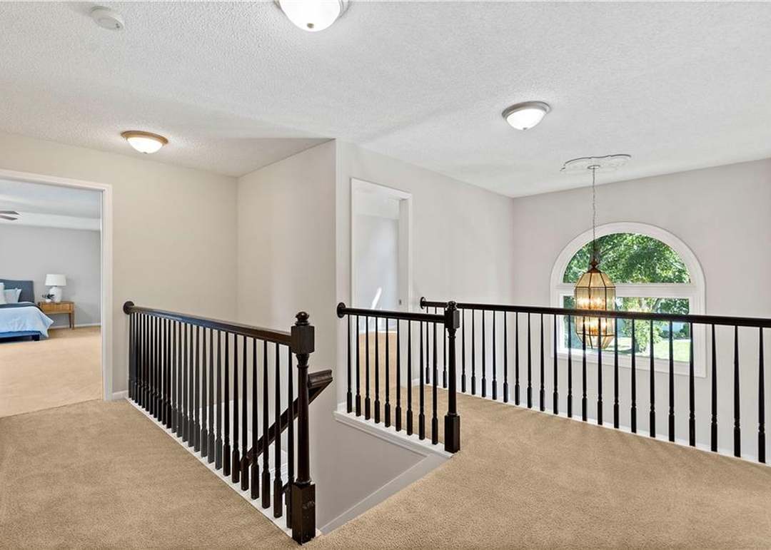 5314 Hallet Street — photo 22