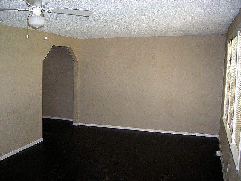 5335 AGNES Avenue — photo 5