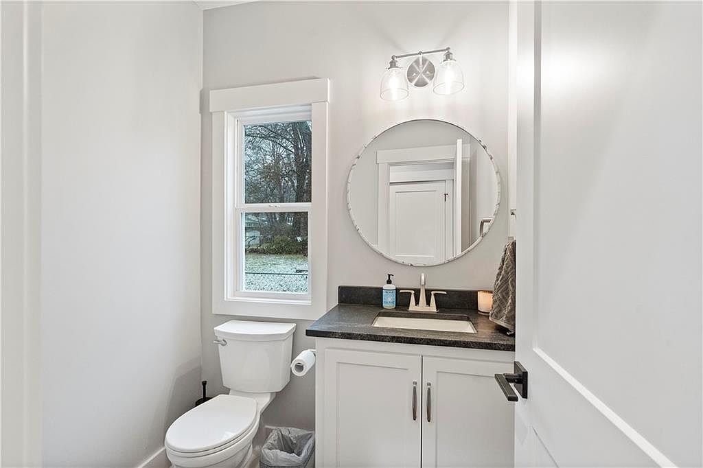 5404 Nall Avenue — photo 10