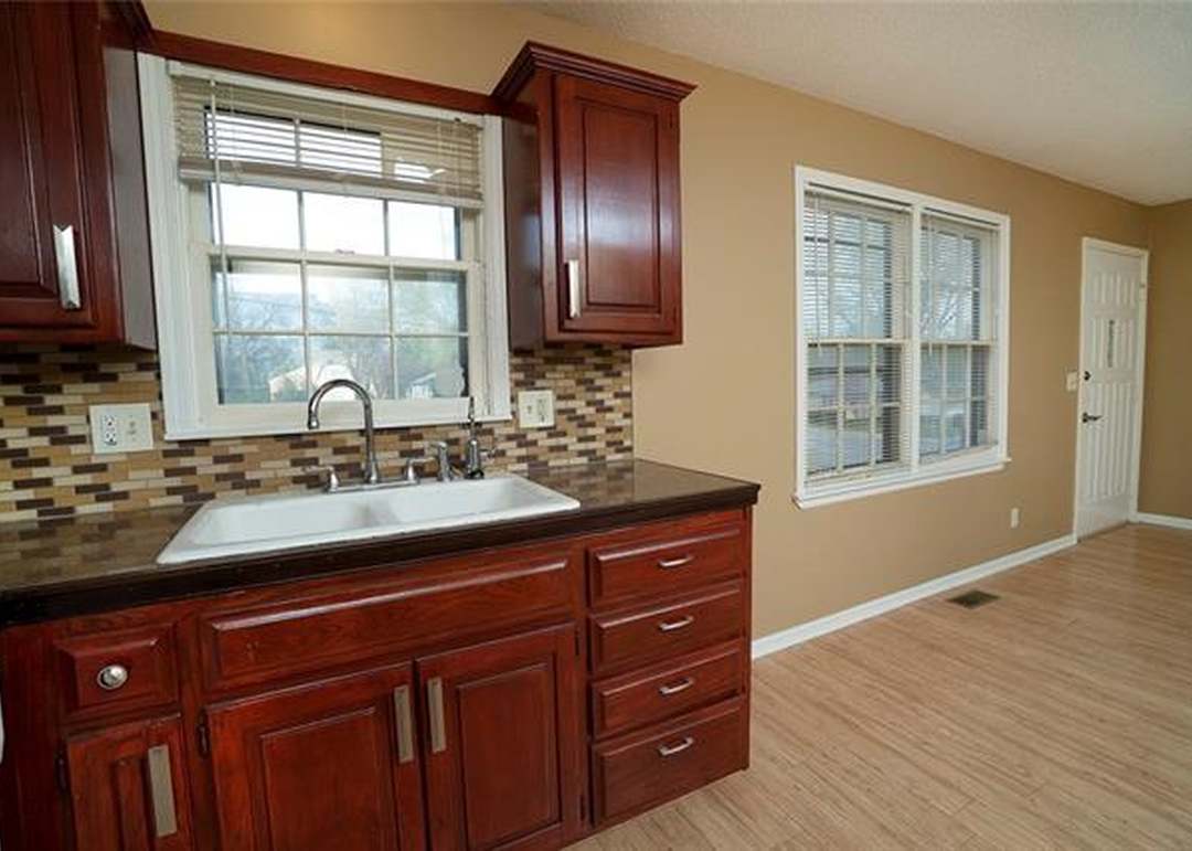 5408 Knox Street — photo 6
