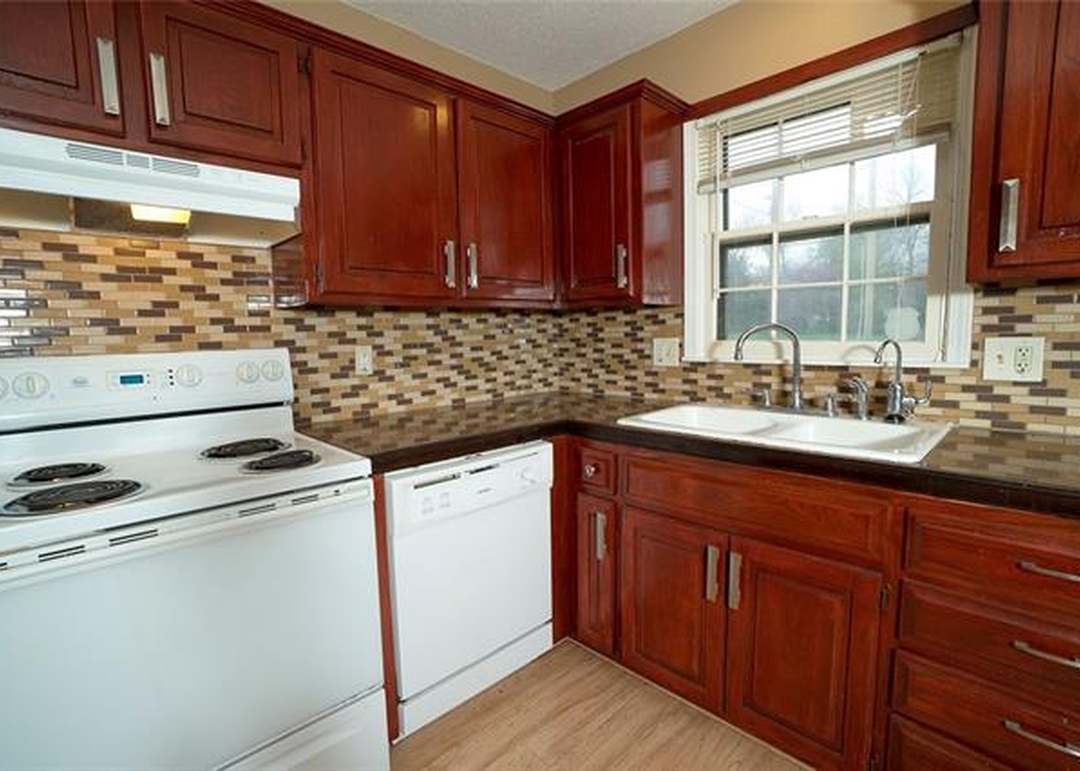 5408 Knox Street — photo 9