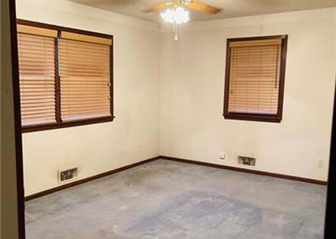 5414 N Spruce Avenue — photo 35