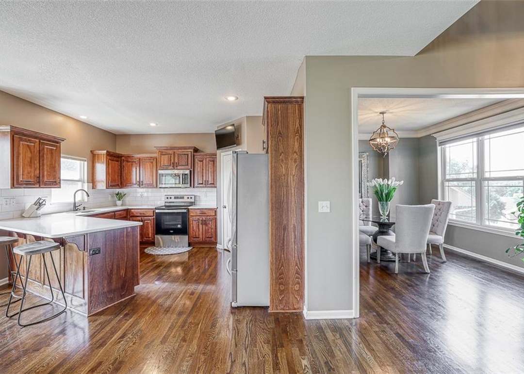 5417 N 102nd Street — photo 14