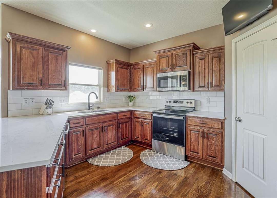 5417 N 102nd Street — photo 18