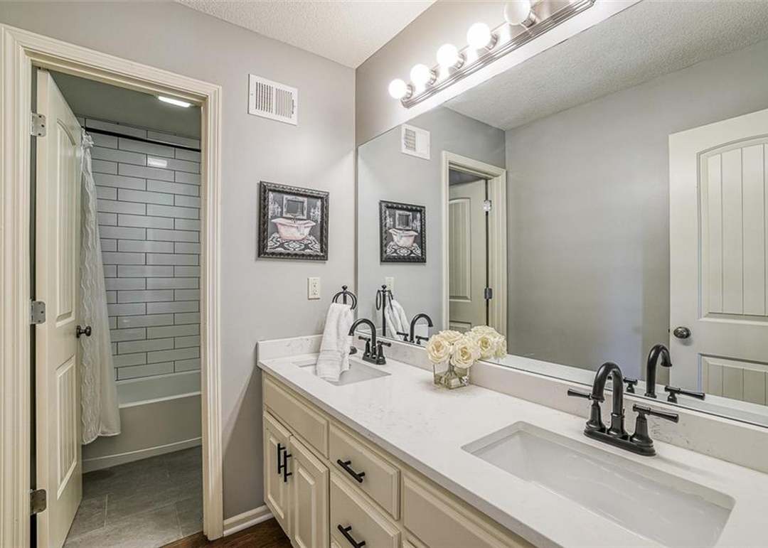 5417 N 102nd Street — photo 34