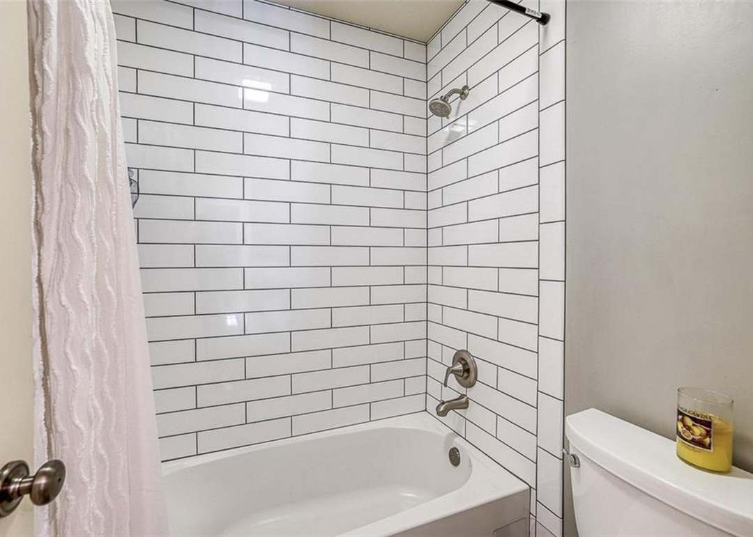 5417 N 102nd Street — photo 35