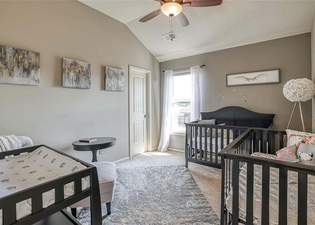 5417 N 102nd Street — photo 36