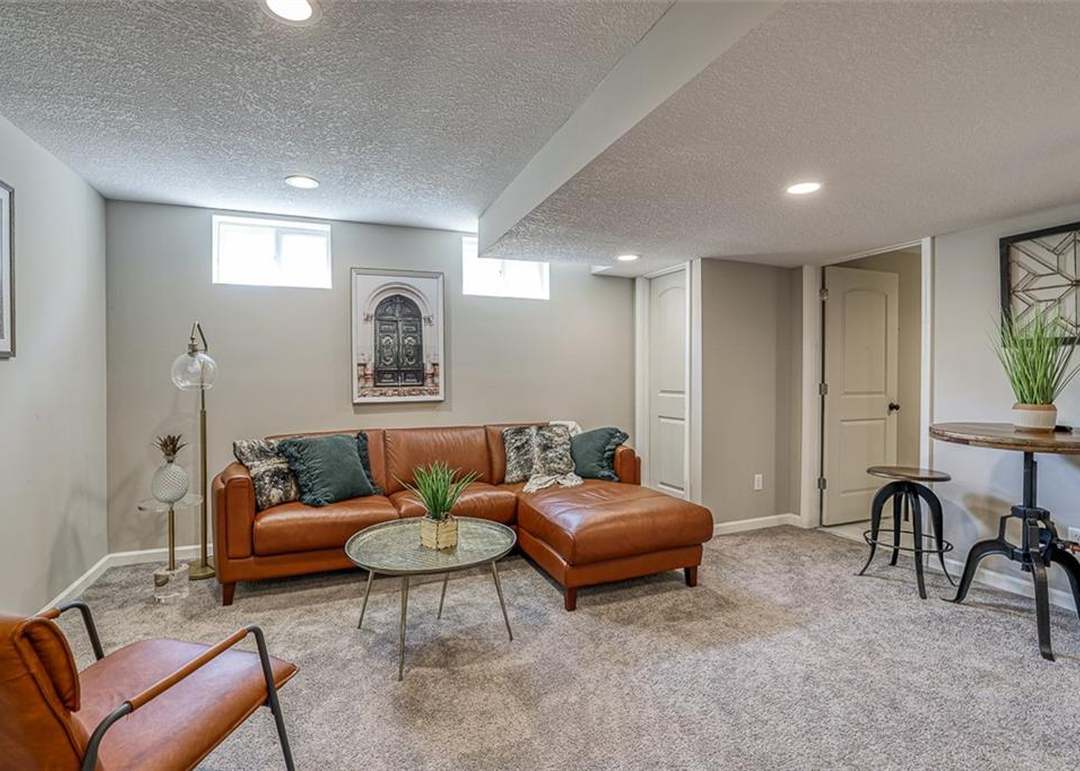 5417 N 102nd Street — photo 38