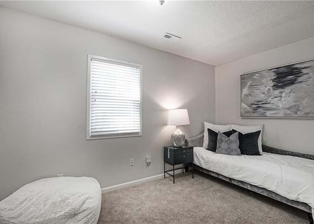 5417 W 76TH Terrace — photo 19