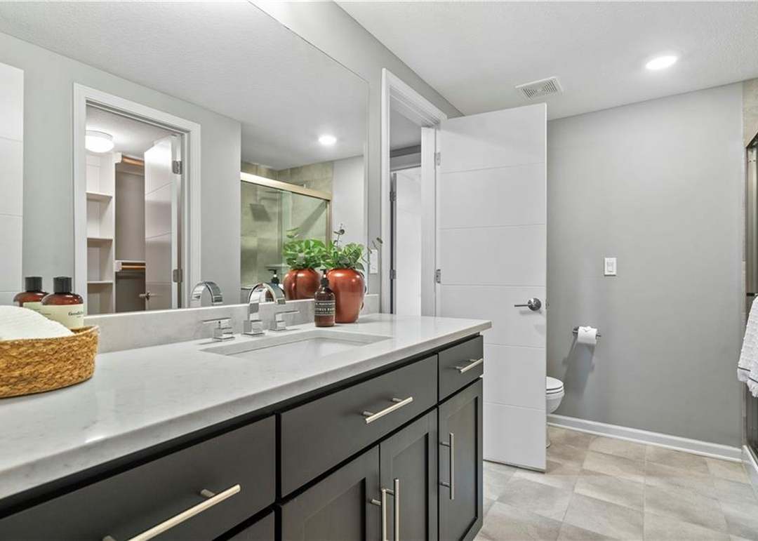 5419 W 124th Court — photo 39