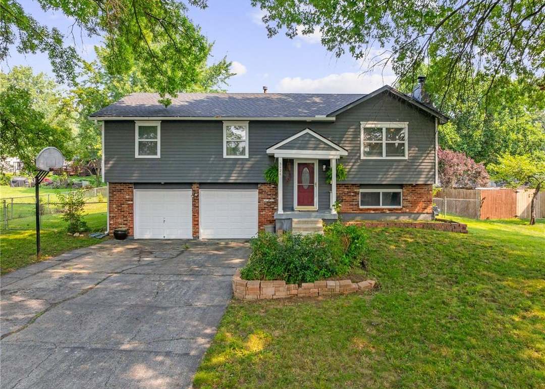 5424 Oliver Avenue — photo 8