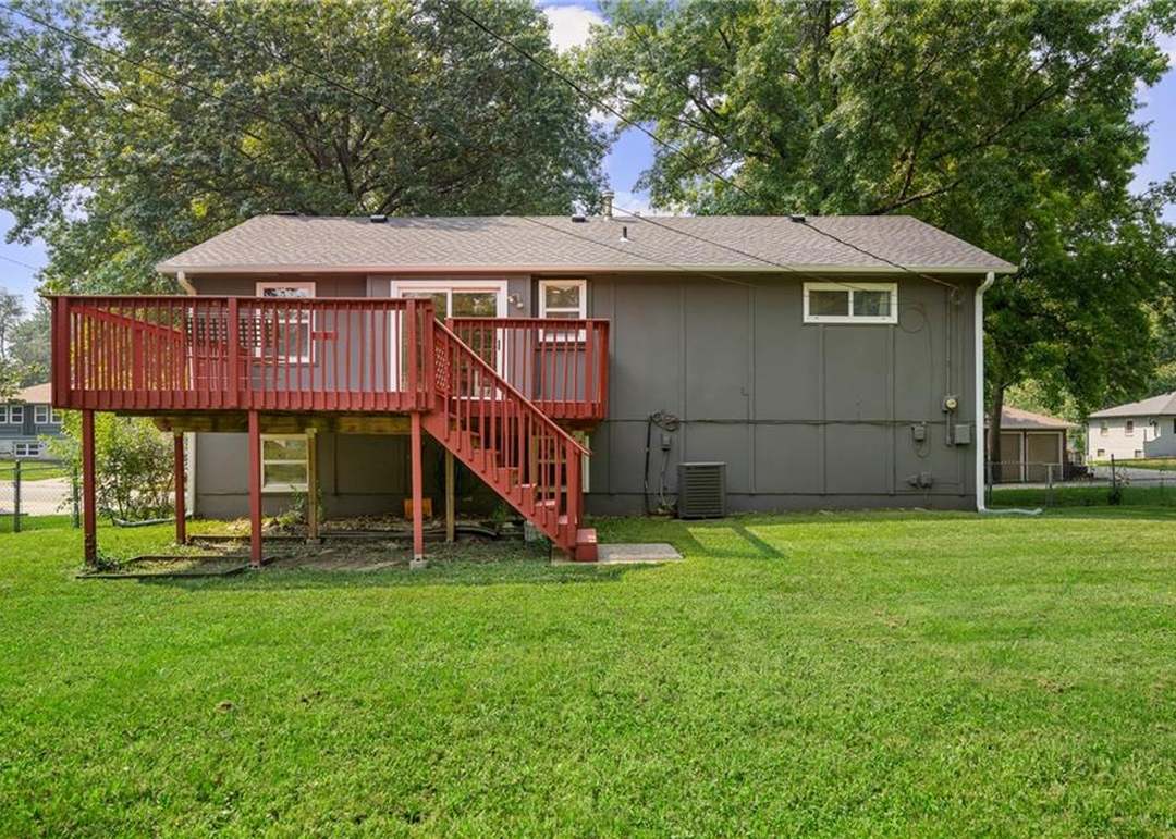 5424 Oliver Avenue — photo 46