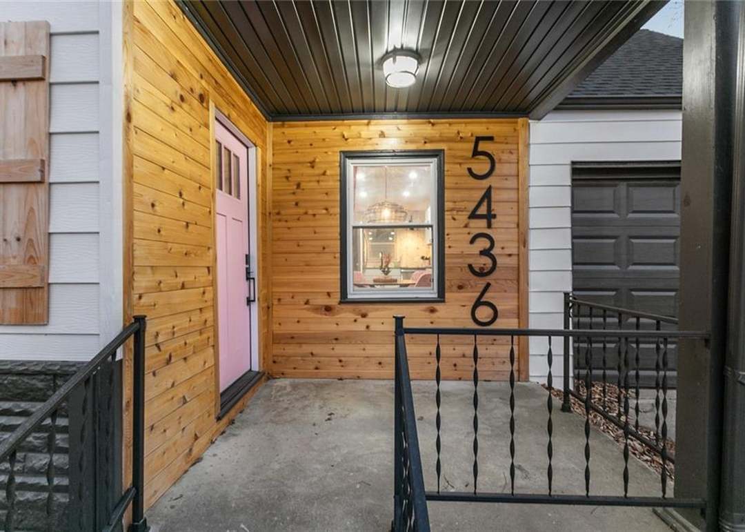 5436 Maple Street — photo 32