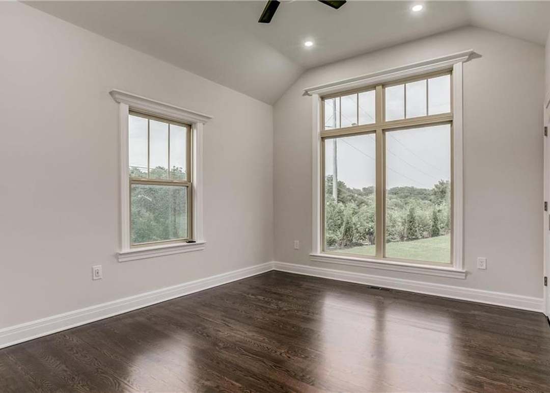 5444 N 101st Terrace — photo 6