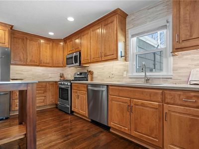 5508 W 70th Terrace — photo 15