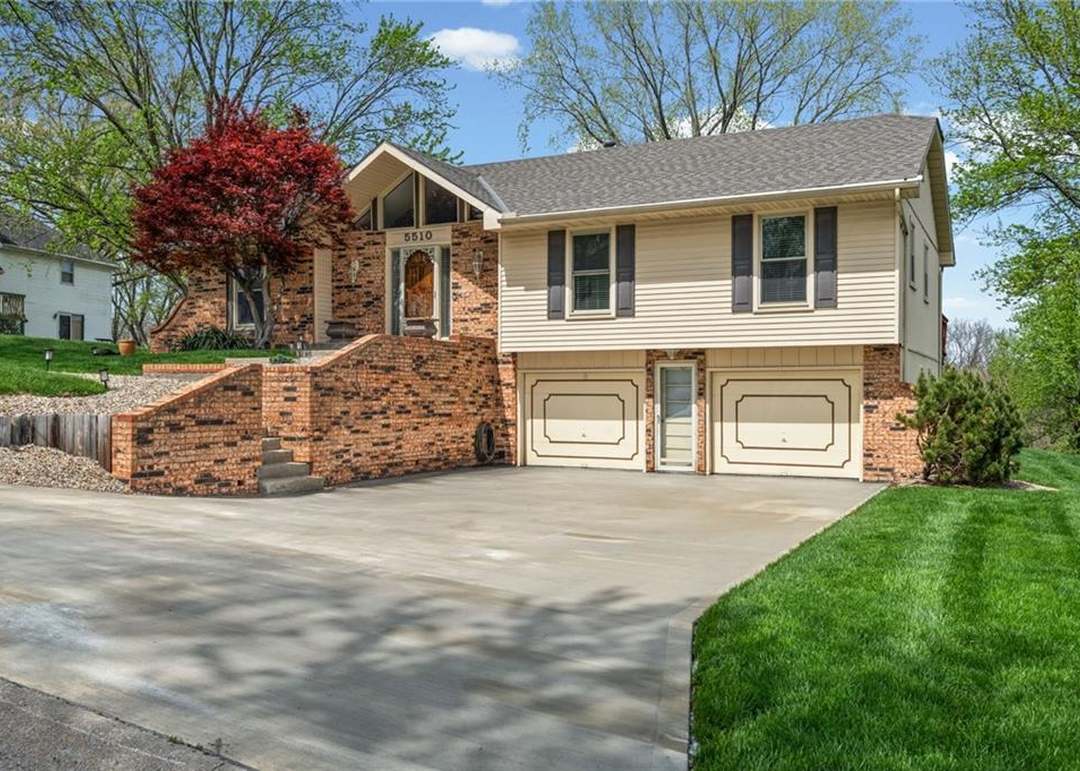 5510 NW Raintree Drive — photo 8