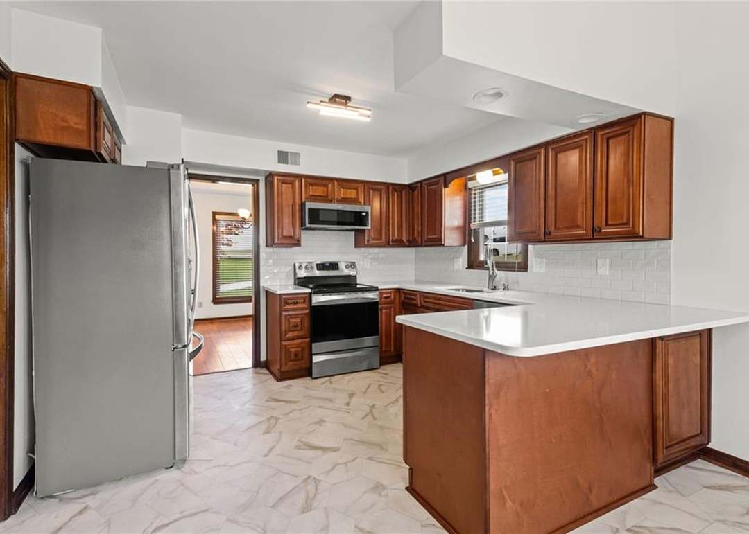 5510 NW Raintree Drive — photo 17