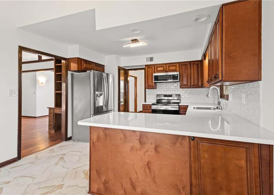5510 NW Raintree Drive — photo 18