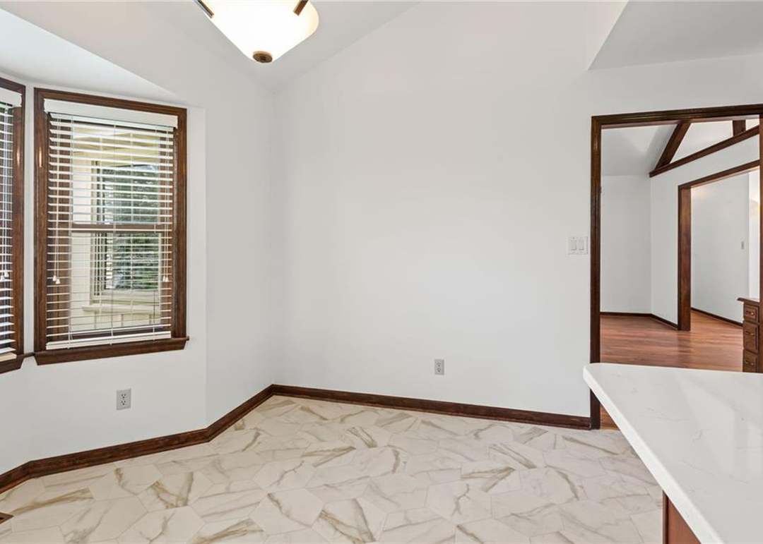 5510 NW Raintree Drive — photo 22