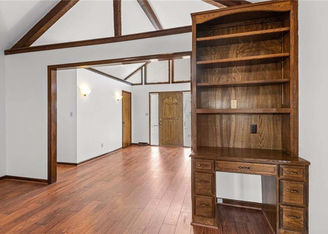 5510 NW Raintree Drive — photo 23