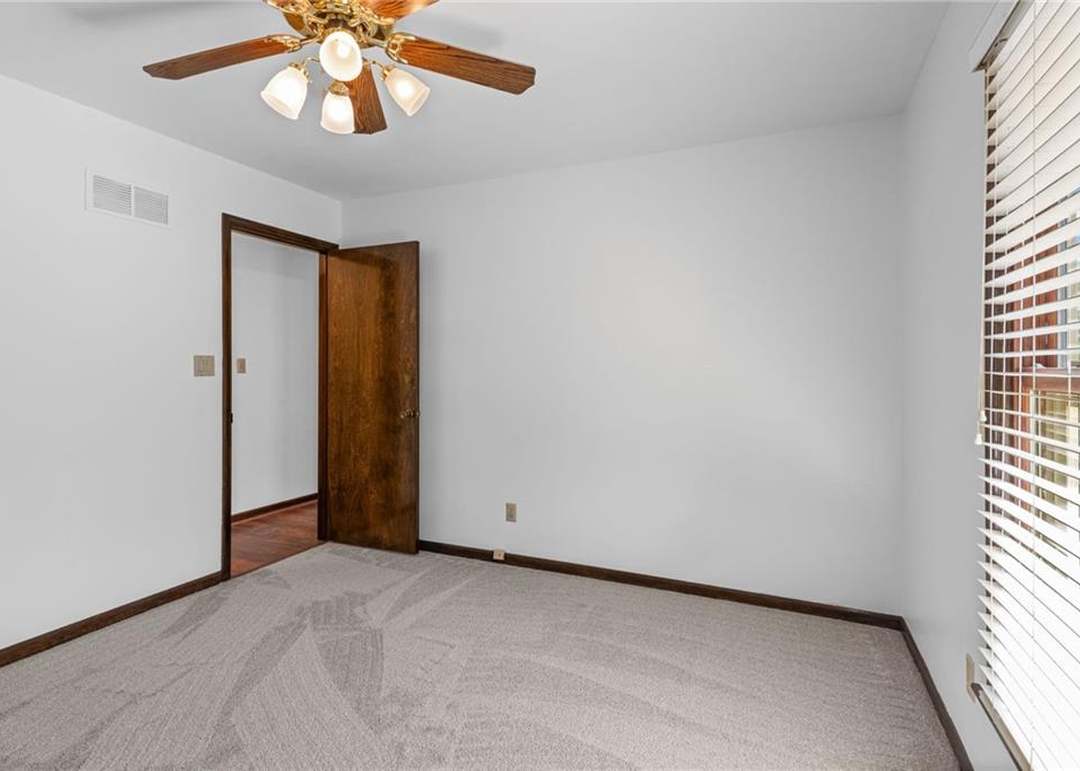 5510 NW Raintree Drive — photo 30