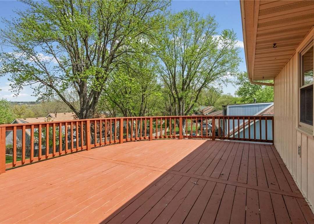 5510 NW Raintree Drive — photo 46