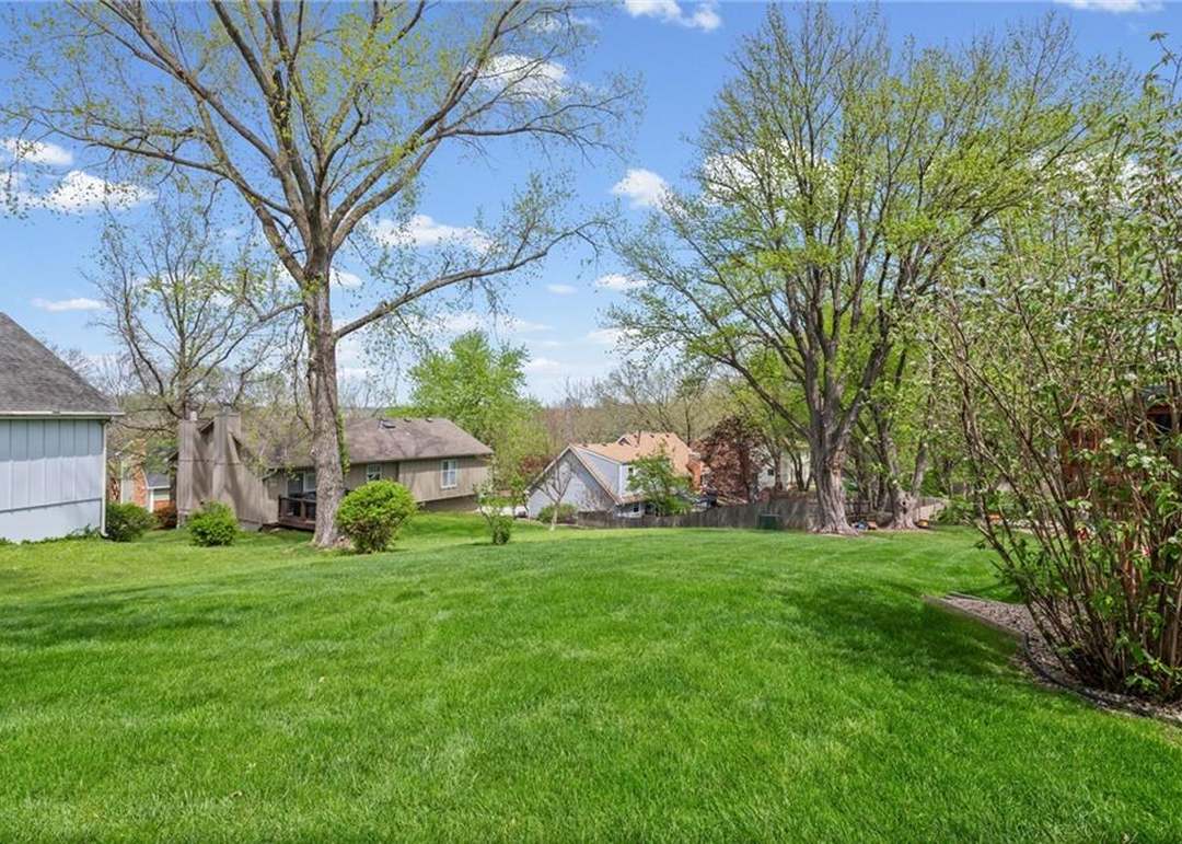 5510 NW Raintree Drive — photo 51
