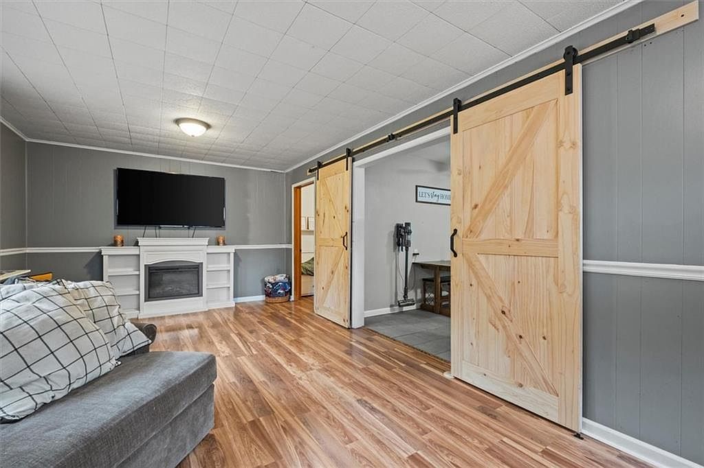 5511 Flint Street — photo 10