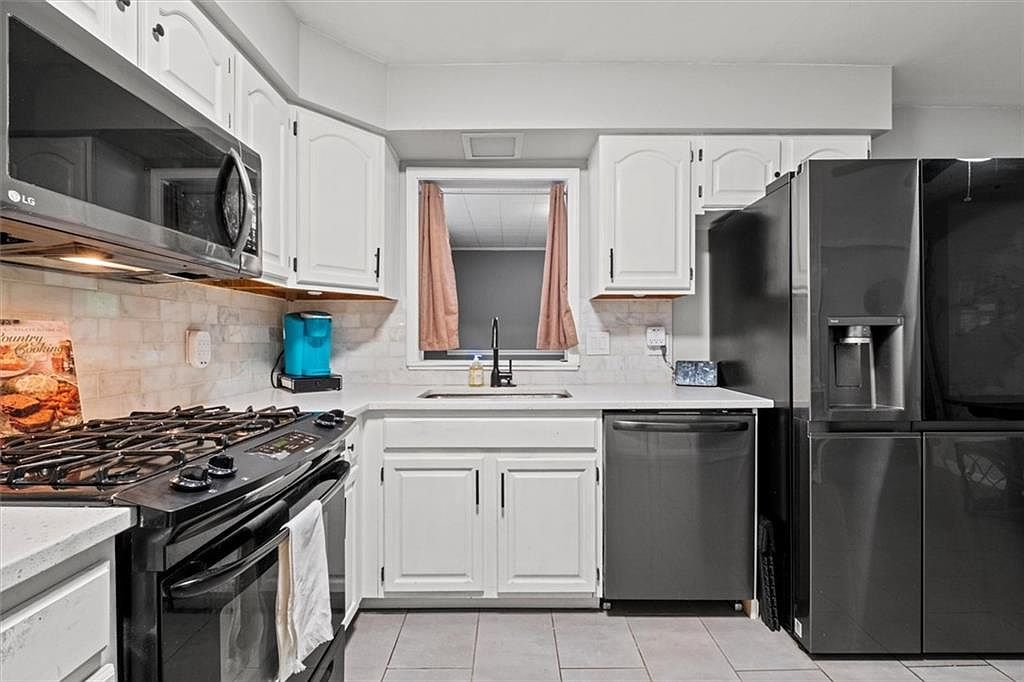 5511 Flint Street — photo 16