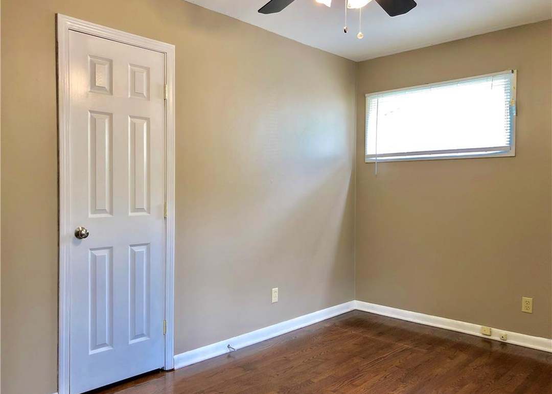 5526 N Woodland Avenue — photo 21