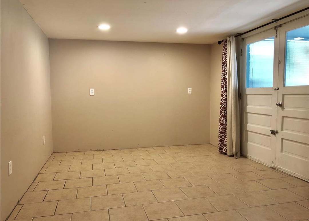 5526 N Woodland Avenue — photo 34