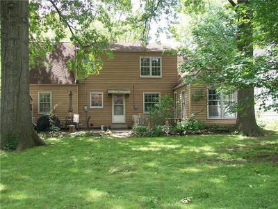 5537 Roe Boulevard — photo 56
